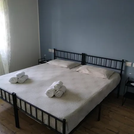 شقة Venanzio! Pianello Del Lario